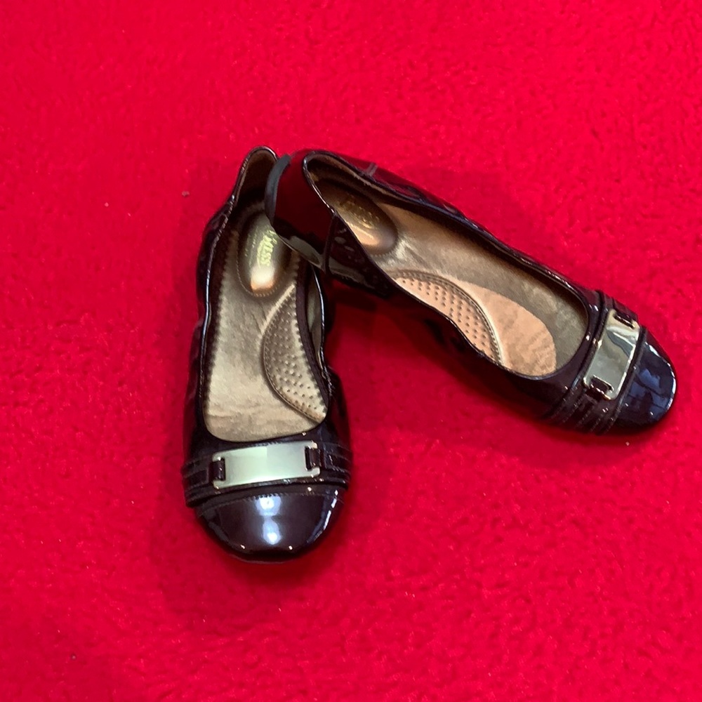 Bass flats